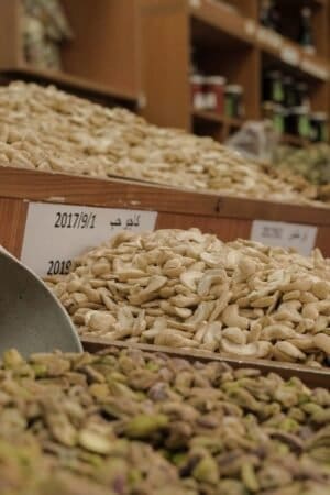 Raw Nuts & Dried Fruits - قلوبات نيّة